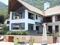 Galagos Lodge Hotels in Hartbeespoort