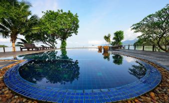 Siam Bay Resort