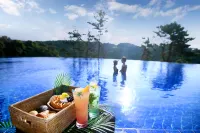 Hidden Cliff Hotel and Nature - Infinity Pools