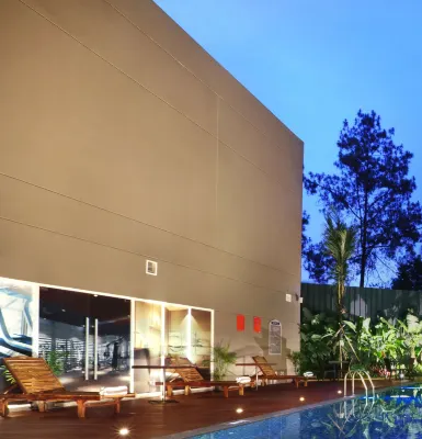 ASTON Pasteur Hotel di Sukajadi