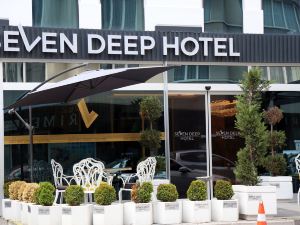 Seven Deep Hotel