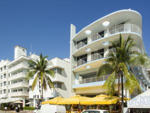 Suites at Congress Ocean Drive