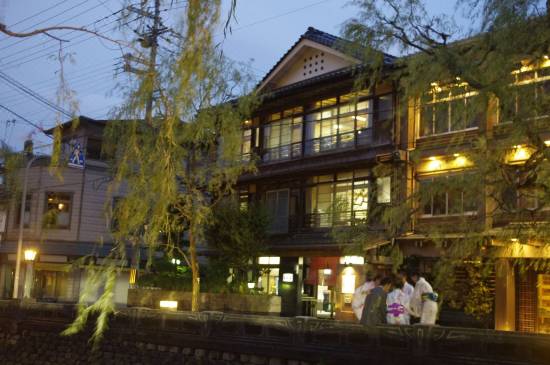 城崎温泉 小林屋 こばやしや 豊岡 宿泊予約 安い料金プラン 口コミ 部屋写真 Trip Com 城崎温泉 小林屋 こばやしや 豊岡 宿泊予約 安い料金プラン 口コミ 部屋写真 Trip Com