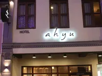 أهيو هوتل Hotels near مبنى السلطان عبد الصمد
