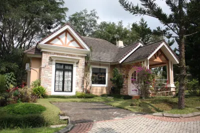 Villa Kota Bunga Anggrek Hotels in Pacet