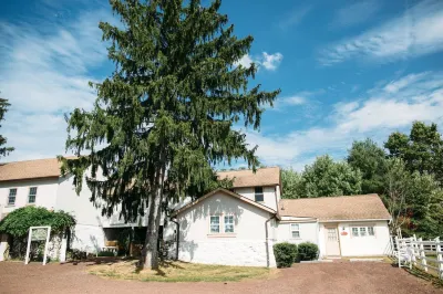 Ash Mill Farm Bed & Breakfast Hotels in Plumsteadville
