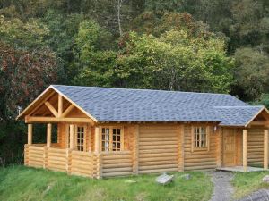 BCC Loch Ness Log Cabins