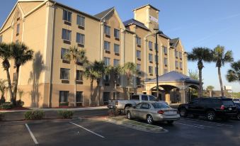 Country Inn & Suites by Radisson, Murrells Inlet, SC