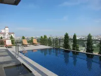 Golden Tulip Zhong Xin Hotel Taichung - Rooftop Pools