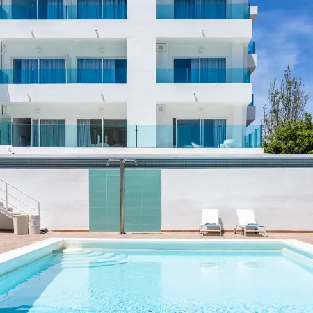 Plaza Santa Ponsa Boutique - Adults Only.