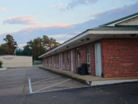 Stonebrook Inn Hotels in Hardin County