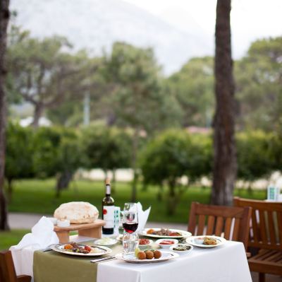 Restaurant Paloma Foresta Photo