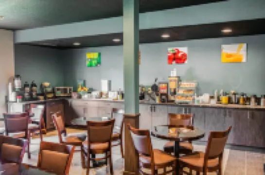 富蘭克林I-65號凱藝酒店