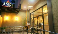 Anri Pension House Hotels near Sugbo Mercado - IT Park