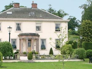 Roundthorn Country House & Luxury Apartments