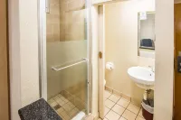 Road Lodge N1 City Hotels in Plattekloof 3