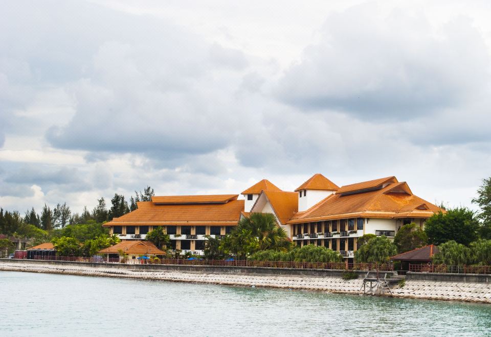 쿠닷 골프 & 마리나 리조트