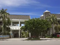 Yoho Beach Resort Hotels near Taipower