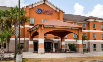 Comfort Suites Oil Center
