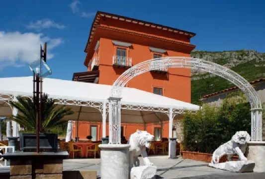 Antico Casale Russo Hotéis em 