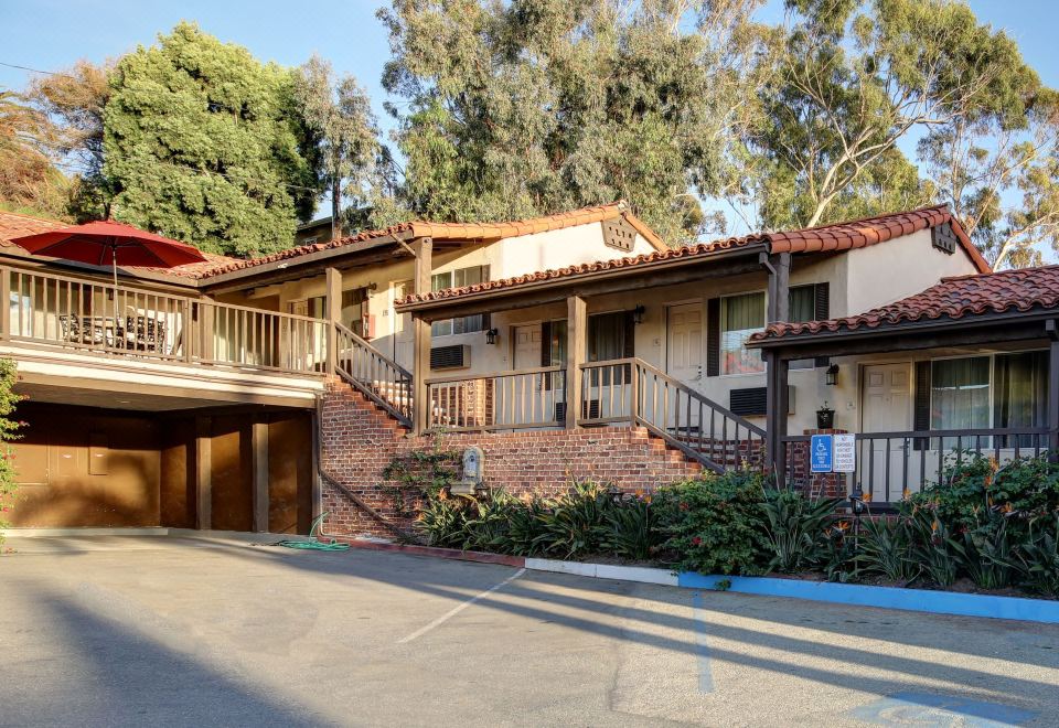 Woods Cove Inn-Laguna Beach Updated 2023 Room Price-Reviews u0026 Deals |  Trip.com