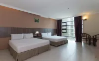 Crystal City Hotel Hotels in Куантан