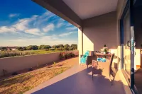 Le Mahi Guest House Hotels in Langebaan
