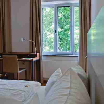 Qube Hotel Bergheim Rooms