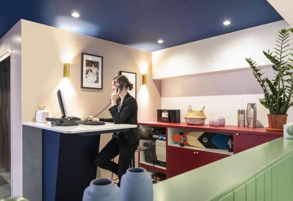 아파트호텔 아다지오 파리 오스만의 외관