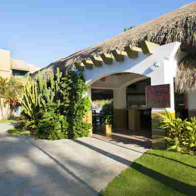 Casa Marina Beach & Reef All Inclusive Hotel Exterior