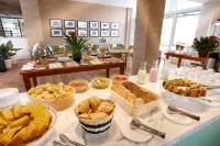 Vitória Hotel Express Dom Pedro - breakfast
