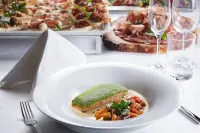 The Renaissance Minsk Congress Hotel and Spa Centre Hotel (f.Renaissance Minsk) - พร้อมอาหารเช้า