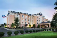 Fairfield Inn & Suites Conway Hotels near Walmart Supercenter