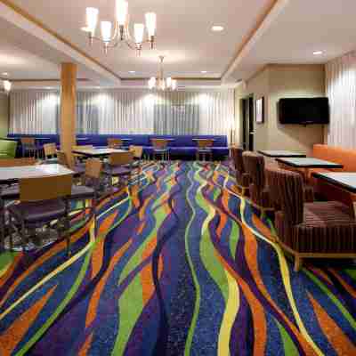 智選假日套房飯店岩泉綠河 Dining/Meeting Rooms