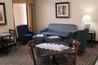 Holiday Inn Express & Suites Kansas City-Liberty (Hwy 152) Hotels in Chouteau Township