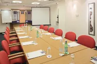 Holiday Inn Express 阿拉斯