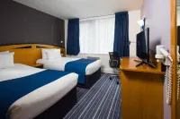 Holiday Inn Express Bristol City Centre Hotels near Tesco Express