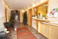 Hotel Zu Den Drei Kronen Hotel di Kaisheim
