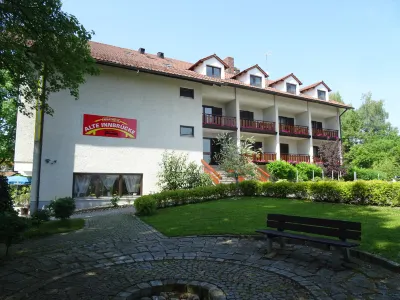 Apparthotel Alte Innbrücke-24Std-Self-Check IN Hotels in Furstenzell