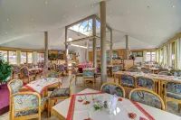 Village Ho­tel "Baye­ri­scher Wald" Hotels in Neukirchen