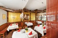 Goldener Lowe and Restaurant