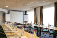 Campanile Evry Ouest - Corbeil Essonnes Hotels in Corbeil-Essonnes