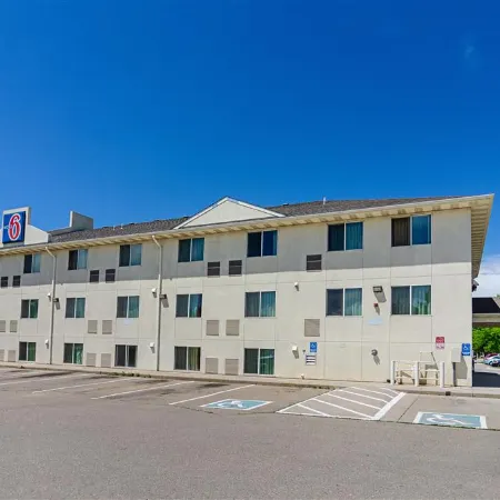 Motel 6 Fort Lupton, CO