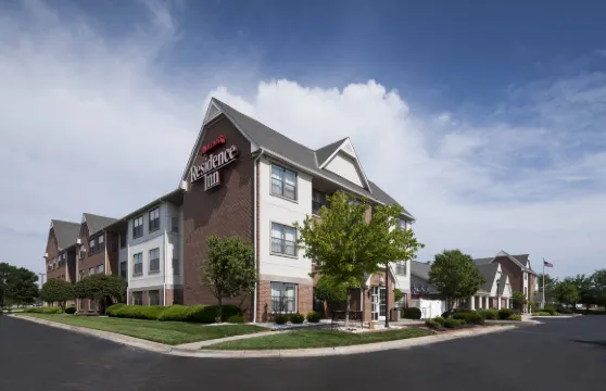 堪薩斯城奧佛蘭公園Residence Inn 酒店
