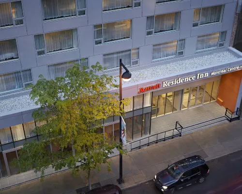 Residence Inn Montreal Downtown Hotel in zona Museo Redpath