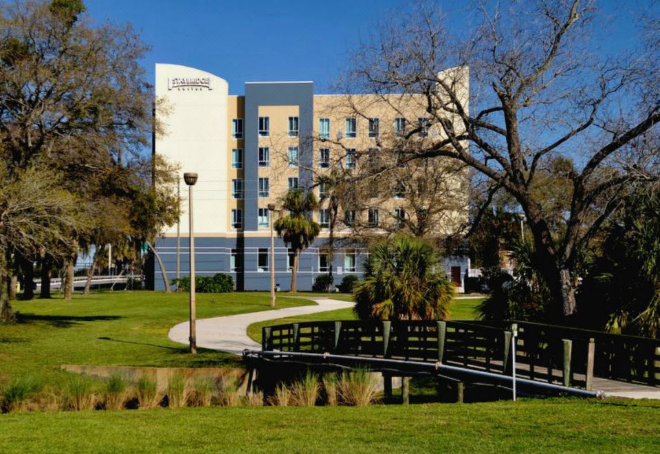 Staybridge Suites St. PetersburgOver view