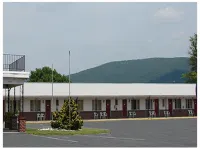 Scottish Inns Fayetteville فنادق في Shippensburg Township