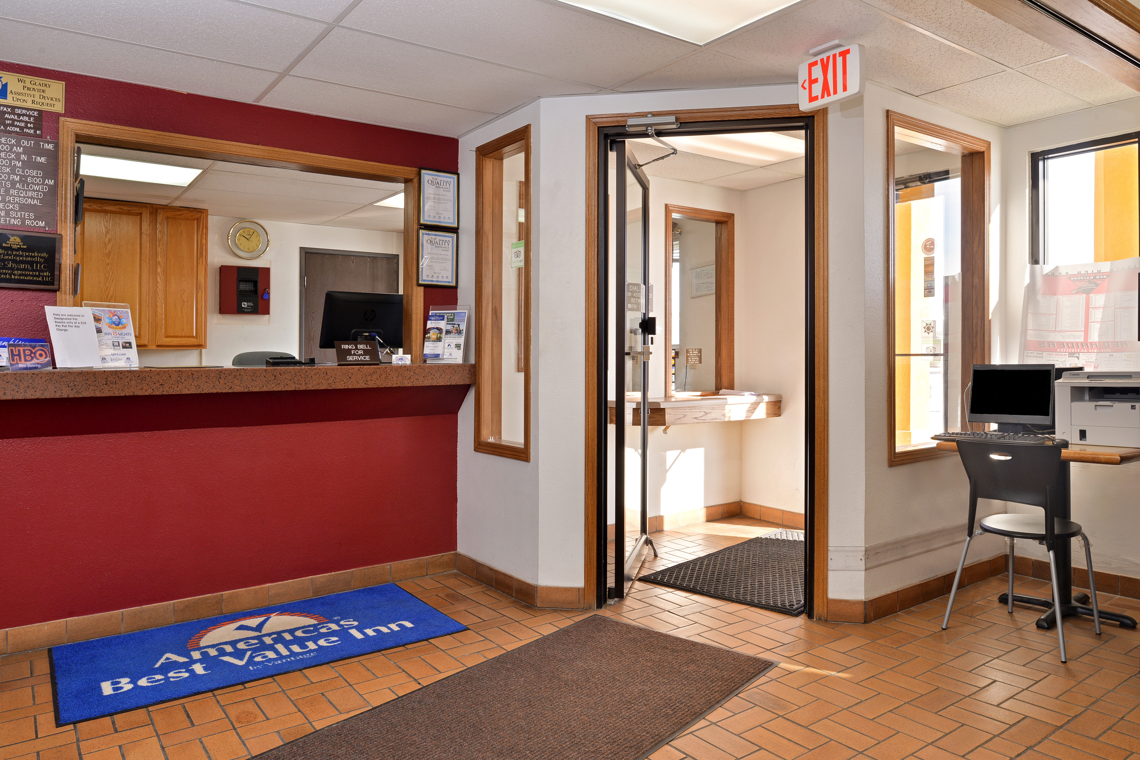 Americas Best Value Inn and Suites Sidney