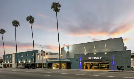 The Kinney - Venice Beach Отели рядом с достопримечательностью «Fisherman's Village»