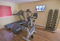 Ramada by Wyndham London North M1 Hotels in Elstree and Borehamwood